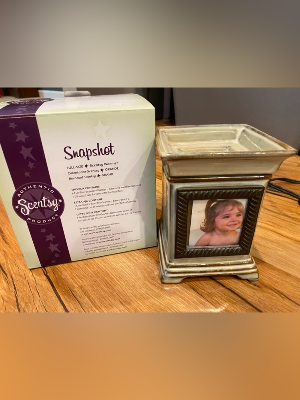 Scentsy Snapshot full-size wax warmer photo holder needs bulb